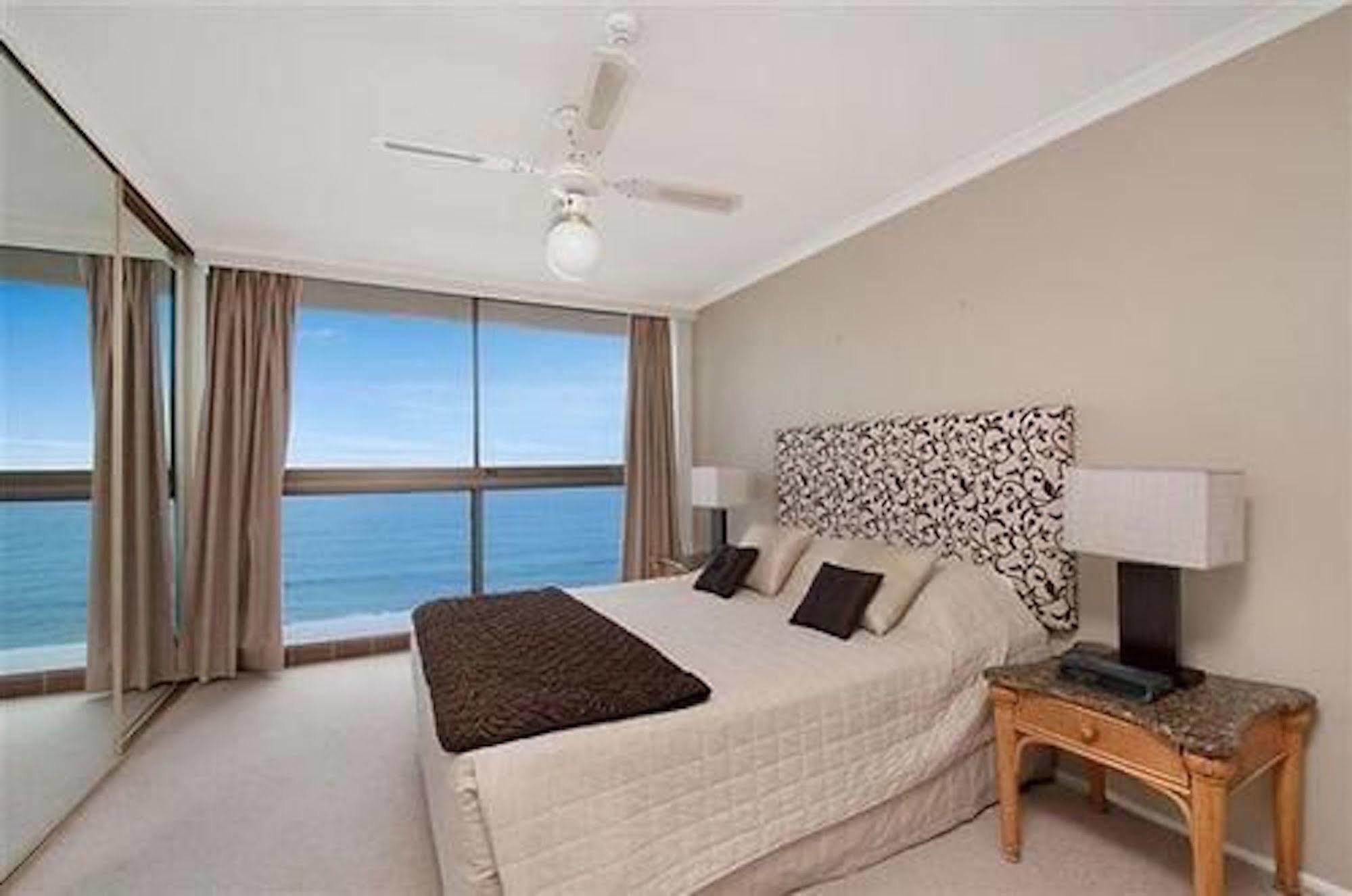 Boulevard Towers On Broadbeach Gold Coast Exteriér fotografie